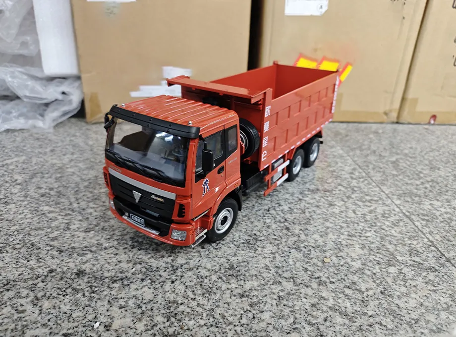Auman Kunlun Red Dump Truck